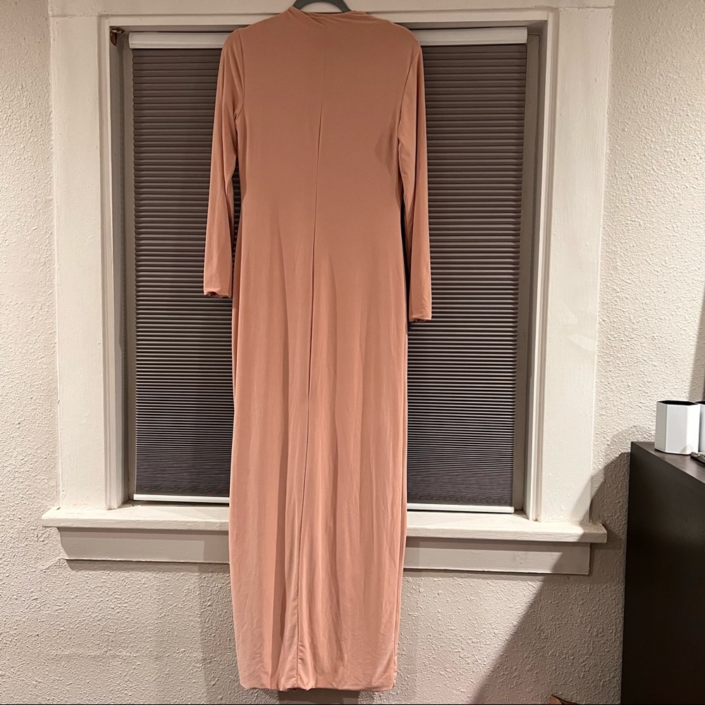 ASOS High neck Long sleeve maxi dress - Picture 4 of 11